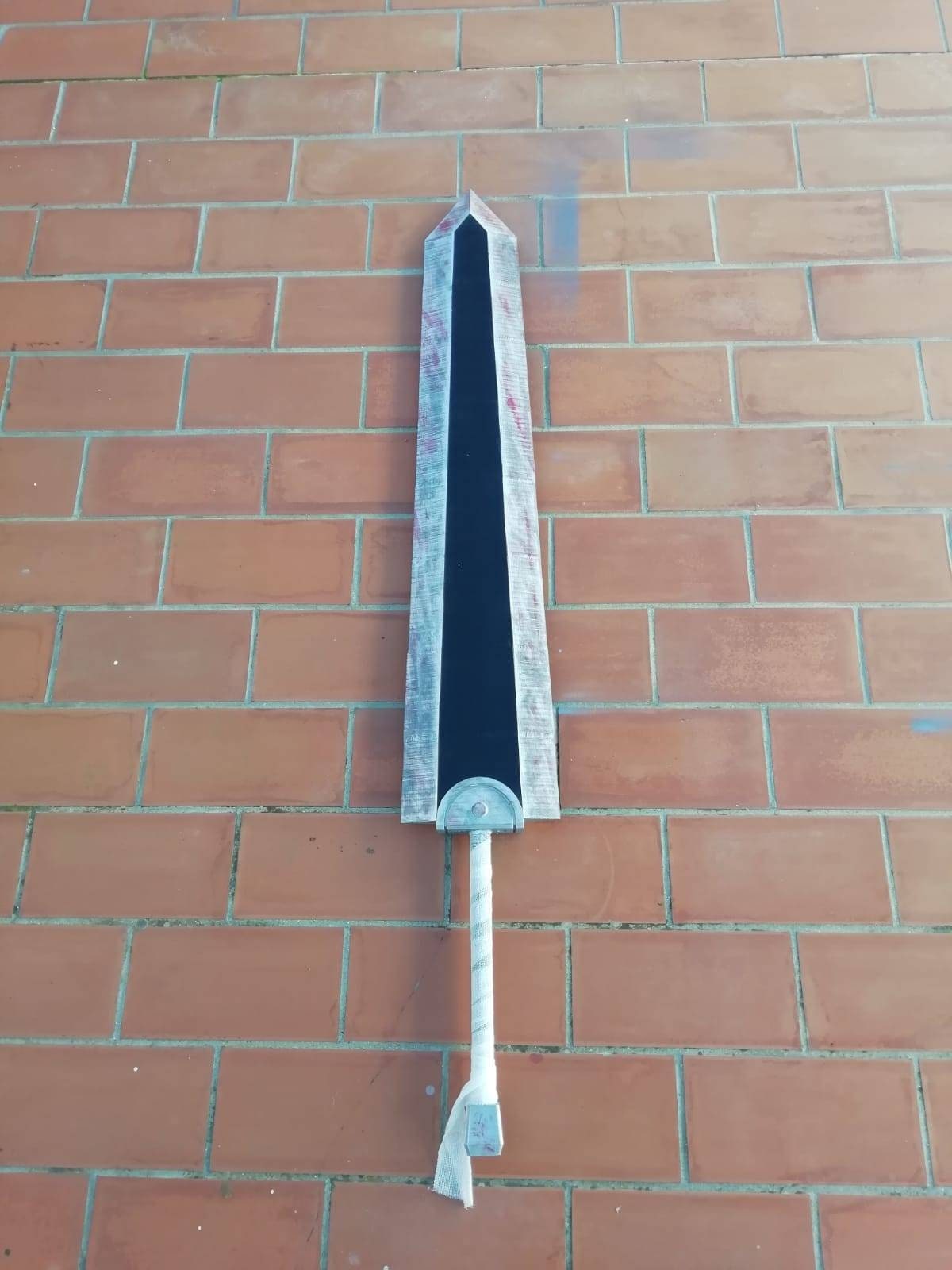 Guts cosplay prop - dragon slayer