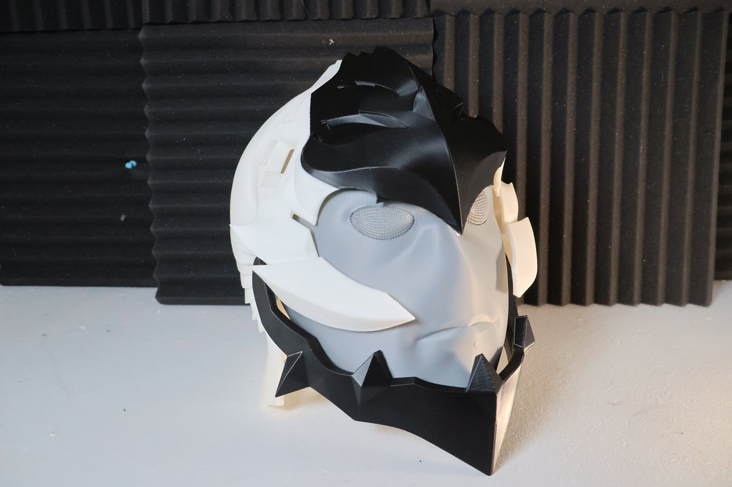 Iron Shadow Solo Leveling cosplay helmet