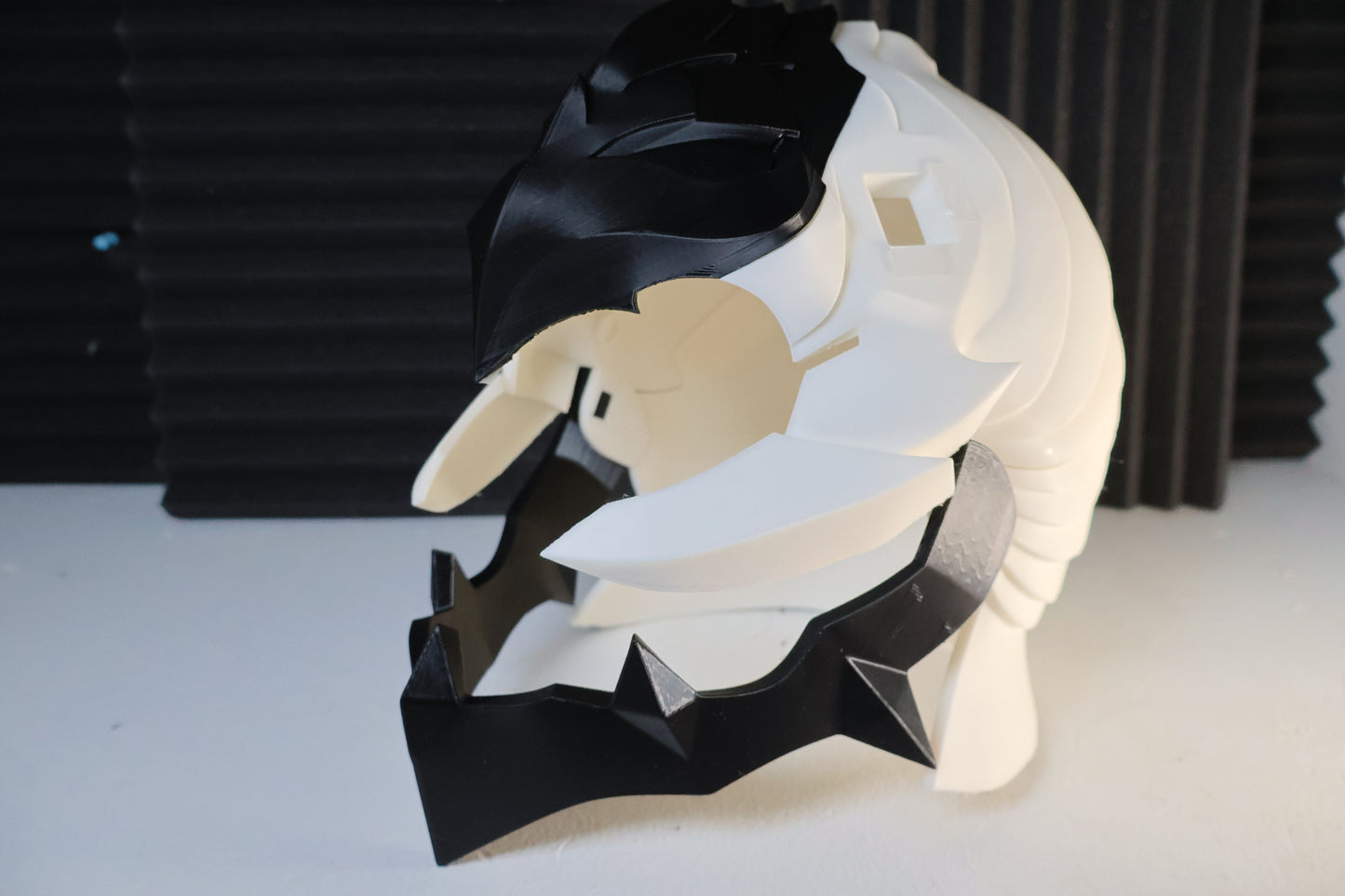 Iron Shadow Solo Leveling cosplay helmet