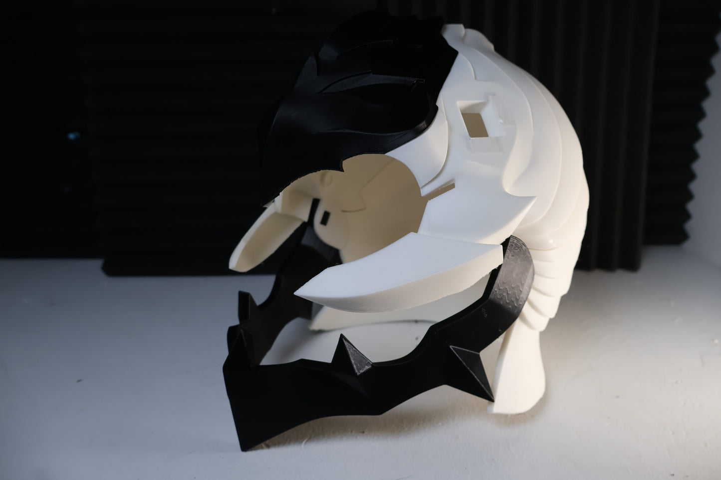 Iron Shadow Solo Leveling cosplay helmet