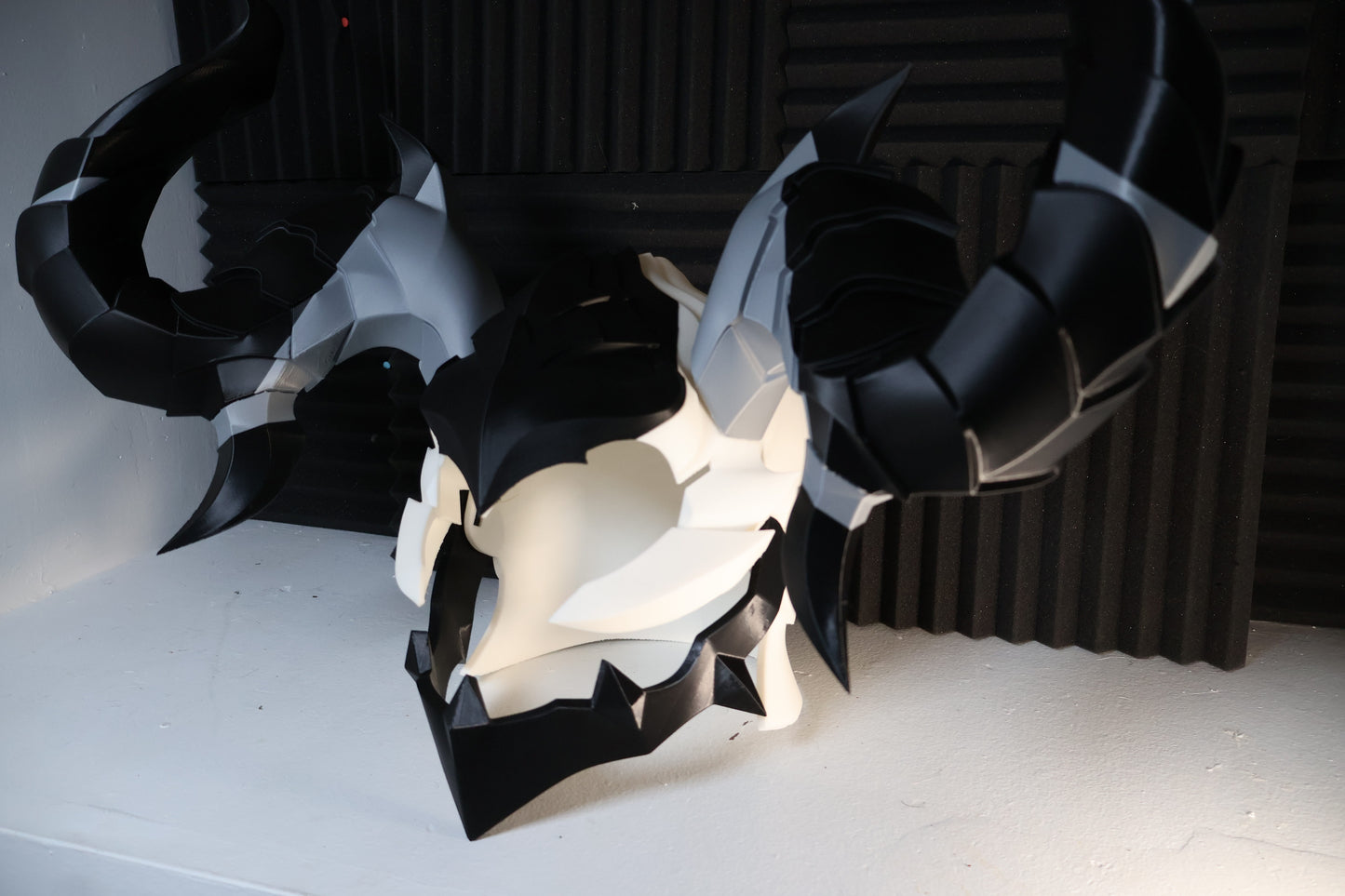 Iron Shadow Solo Leveling cosplay helmet