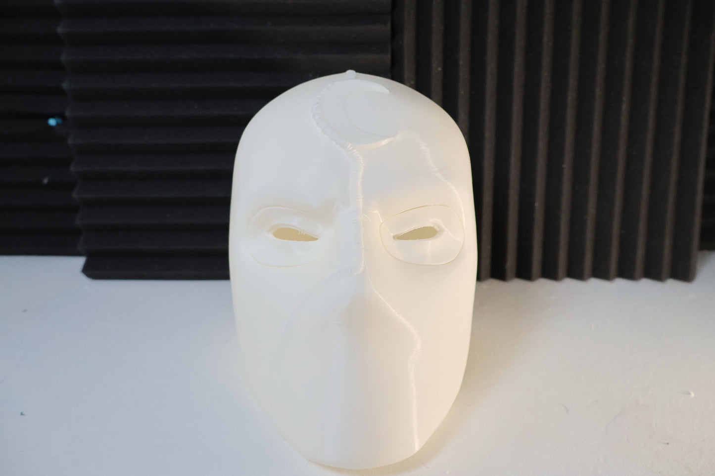 Mr. Knight Mask - magnetic eyes